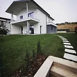 דירה Oliveto 24 *